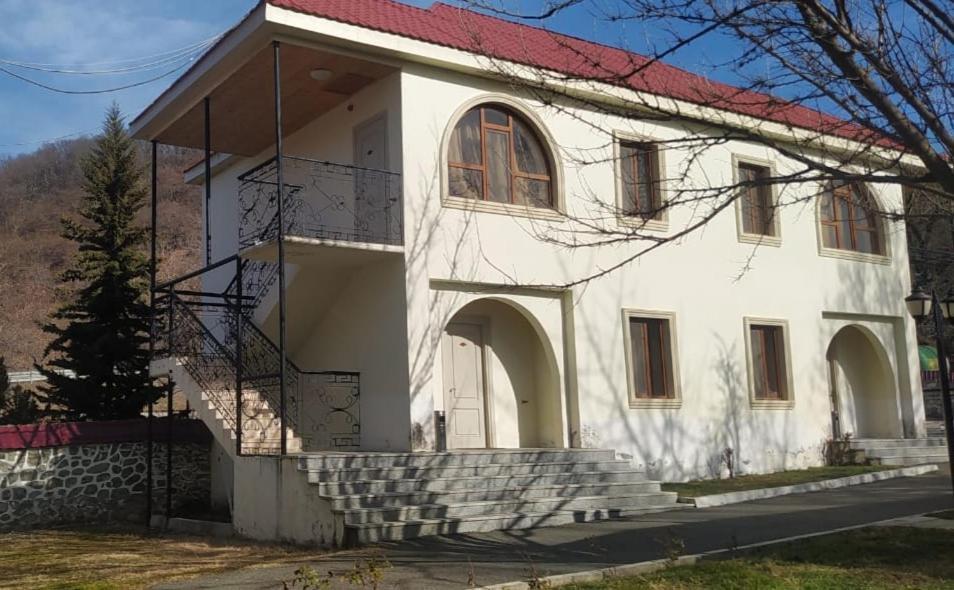 Gabala Yeddi Gozel Hotel Exterior photo